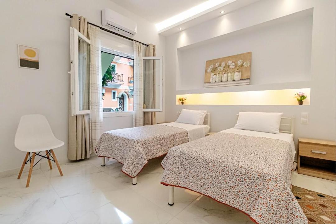 White Nest In Corfu Town * Anemomylos
